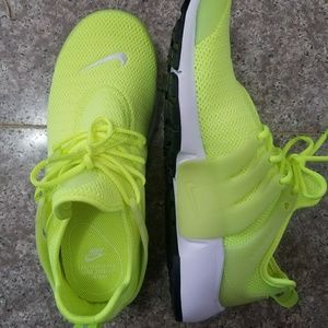 Nike women's Presto Volt
